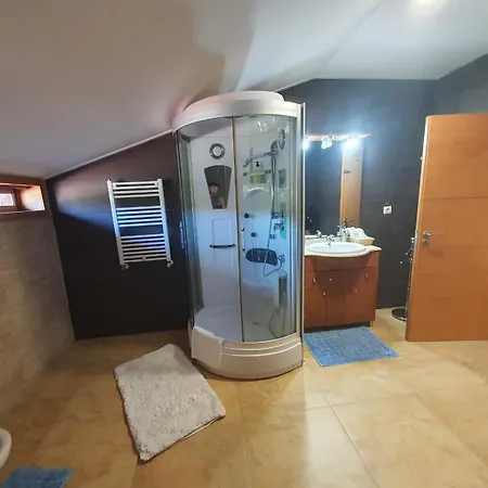 منزل ريفي Bessa Nature & Vilar (Travassos)