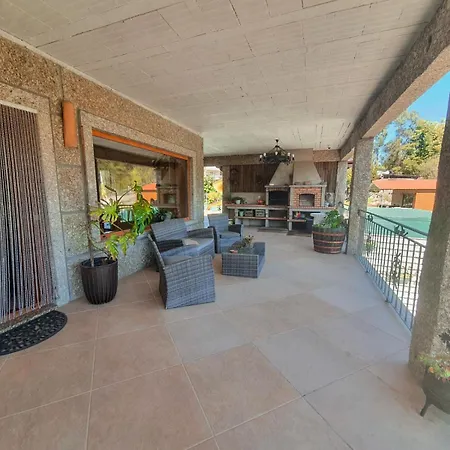 منزل ريفي Bessa Nature & *